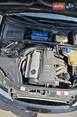 Седан Audi A4 2003 в 