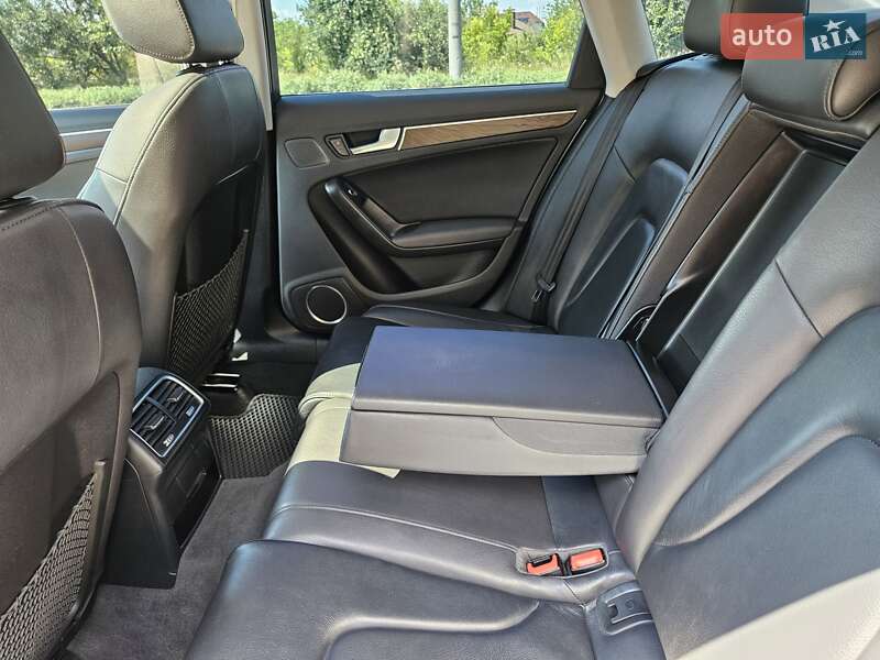 Седан Audi A4 2015 в Полтаве