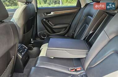 Седан Audi A4 2015 в 