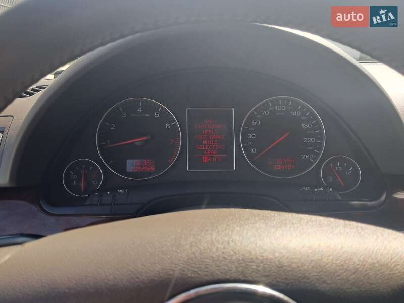 Седан Audi A4 2002 в Вышгороде