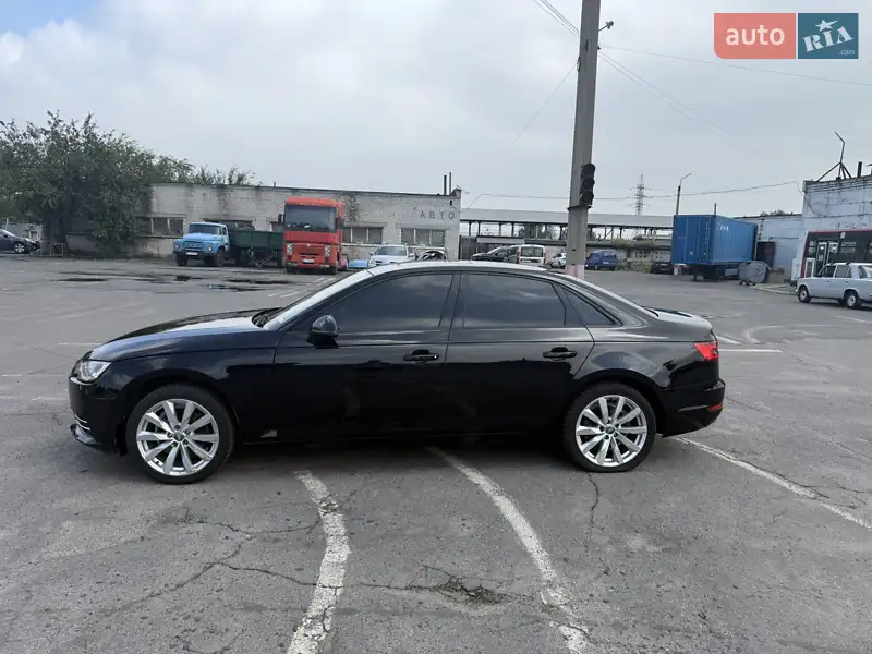 Audi A4 2016 VIN WAUGMAF40HN042599 фото оголошення 17 з 84