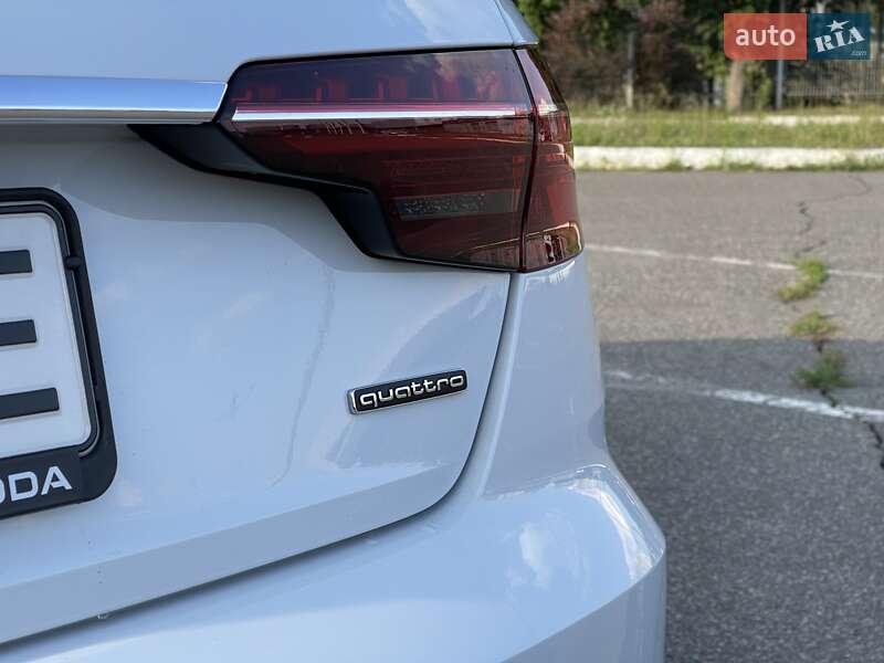 Седан Audi A4 2019 в Киеве