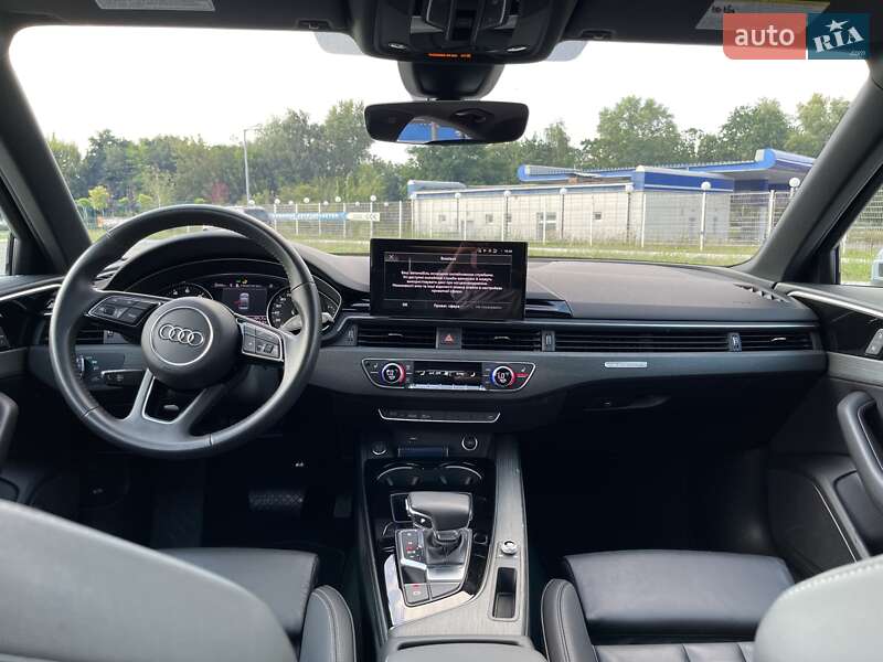 Седан Audi A4 2019 в Киеве