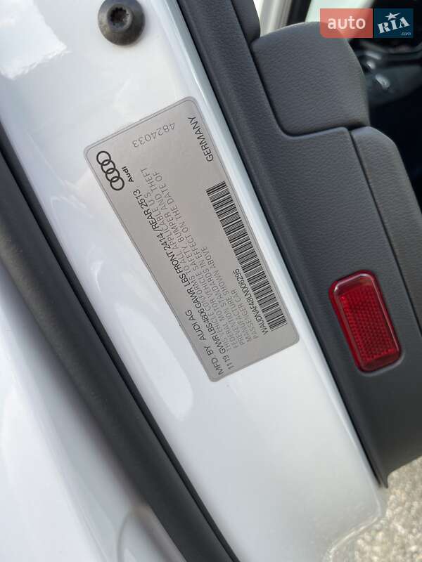 Седан Audi A4 2019 в Киеве