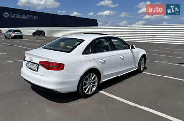 Седан Audi A4 2015 в 