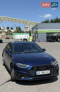 Седан Audi A4 2020 в 