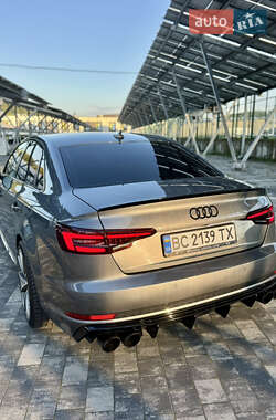 Седан Audi A4 2017 в 