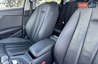 Седан Audi A4 2016 в 