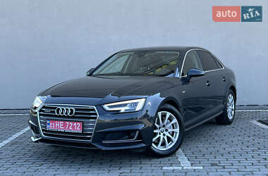 Седан Audi A4 2018 в 