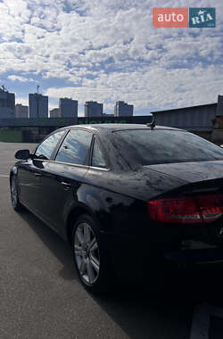 Седан Audi A4 2011 в 
