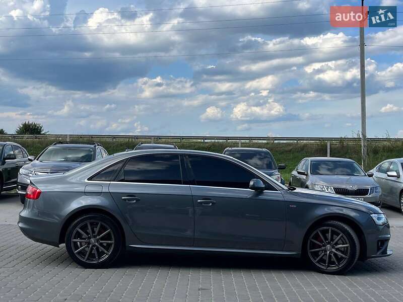 Седан Audi A4 2015 в Львове