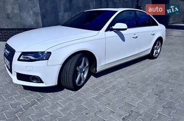 Седан Audi A4 2011 в 