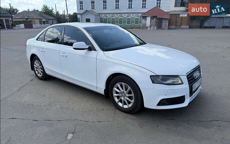 Audi A4 2011