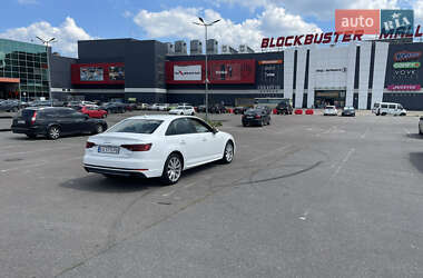 Седан Audi A4 2018 в 