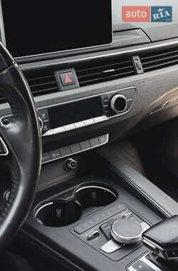 Седан Audi A4 2016 в 