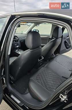 Седан Audi A4 2012 в 