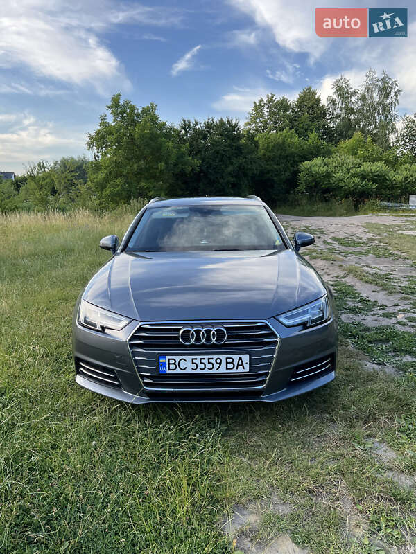 Универсал Audi A4 2016 в 