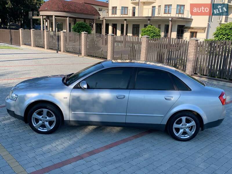 Седан Audi A4 2002 в Старокостянтинові