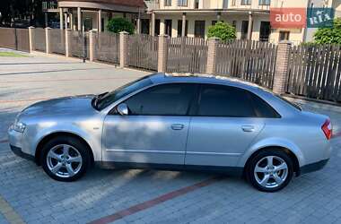 Седан Audi A4 2002 в 