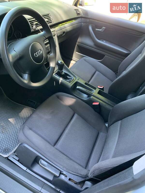 Седан Audi A4 2002 в Старокостянтинові