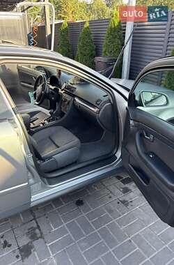 Седан Audi A4 2002 в 