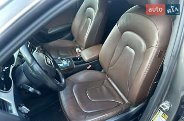 Седан Audi A4 2015 в 