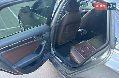 Седан Audi A4 2015 в 