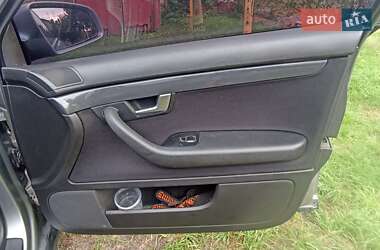 Седан Audi A4 2001 в 