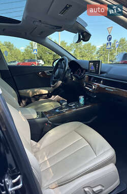 Седан Audi A4 2016 в 