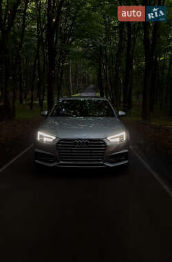 Седан Audi A4 2016 в 