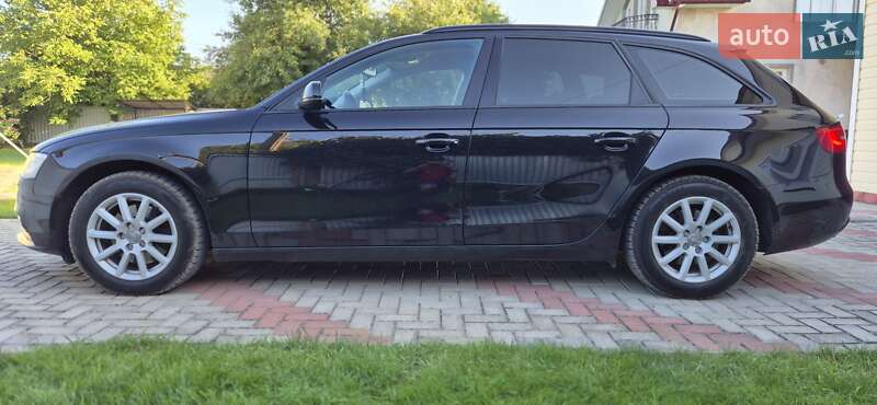 Универсал Audi A4 2013 в Снятине