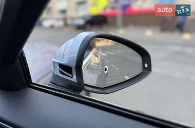 Седан Audi A4 2018 в 