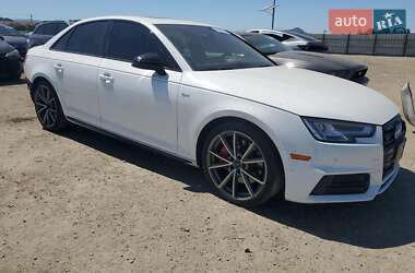 Седан Audi A4 2018 в 