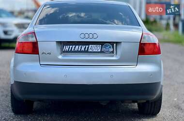 Седан Audi A4 2001 в 