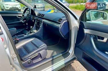 Седан Audi A4 2001 в 