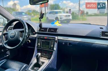 Седан Audi A4 2001 в 