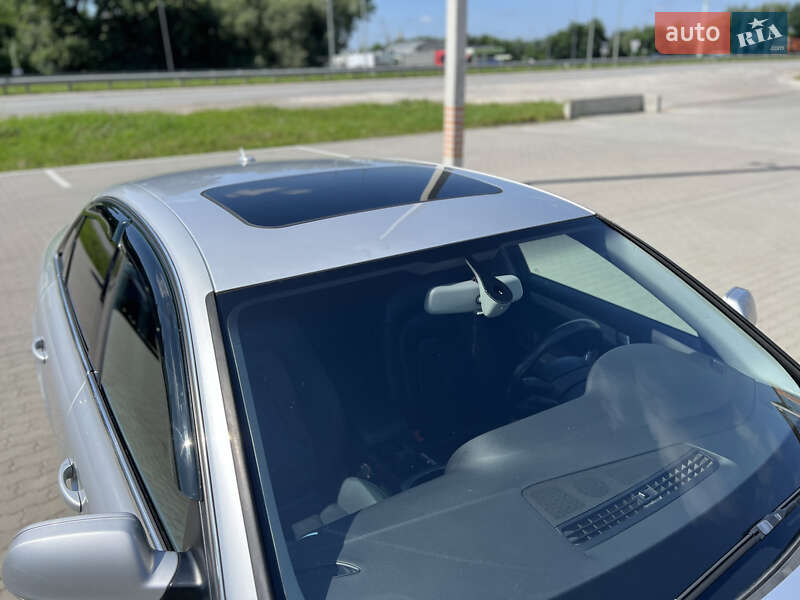 Седан Audi A4 2013 в Львові