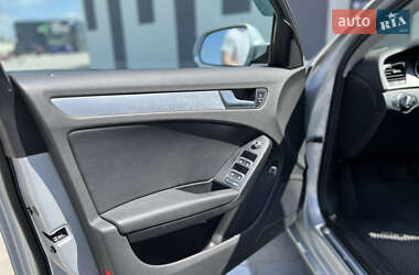 Седан Audi A4 2013 в Львове