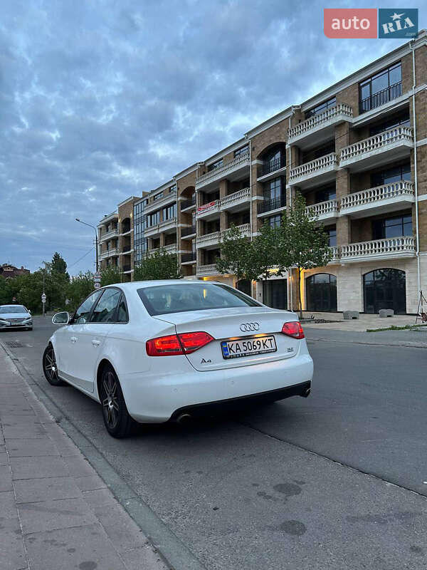 Седан Audi A4 2008 в Чугуеве