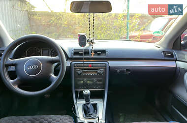 Седан Audi A4 2004 в 