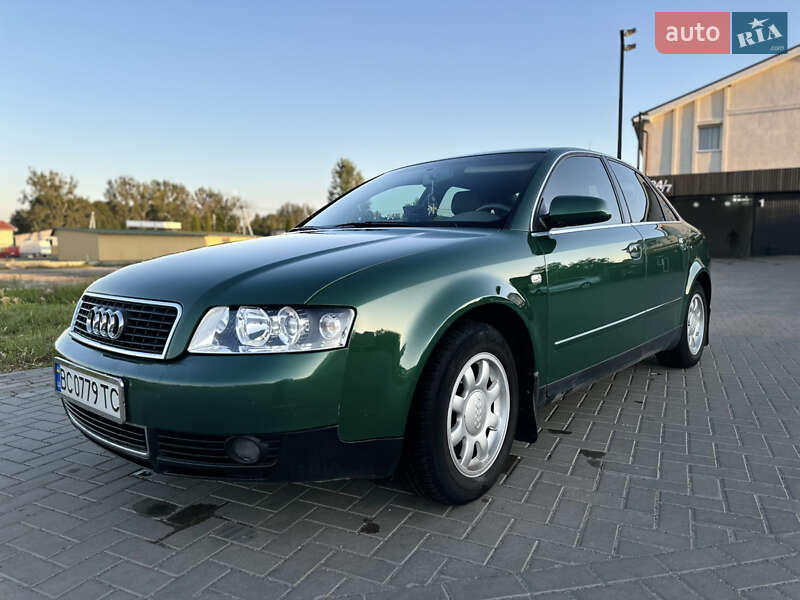 Седан Audi A4 2001 в Львове