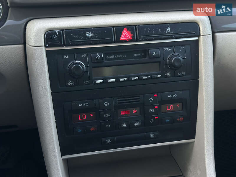 Седан Audi A4 2001 в Львове