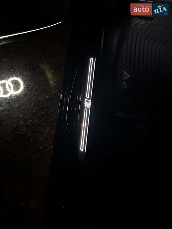 Седан Audi A4 2017 в Харкові