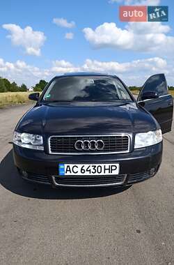 Седан Audi A4 2004 в 