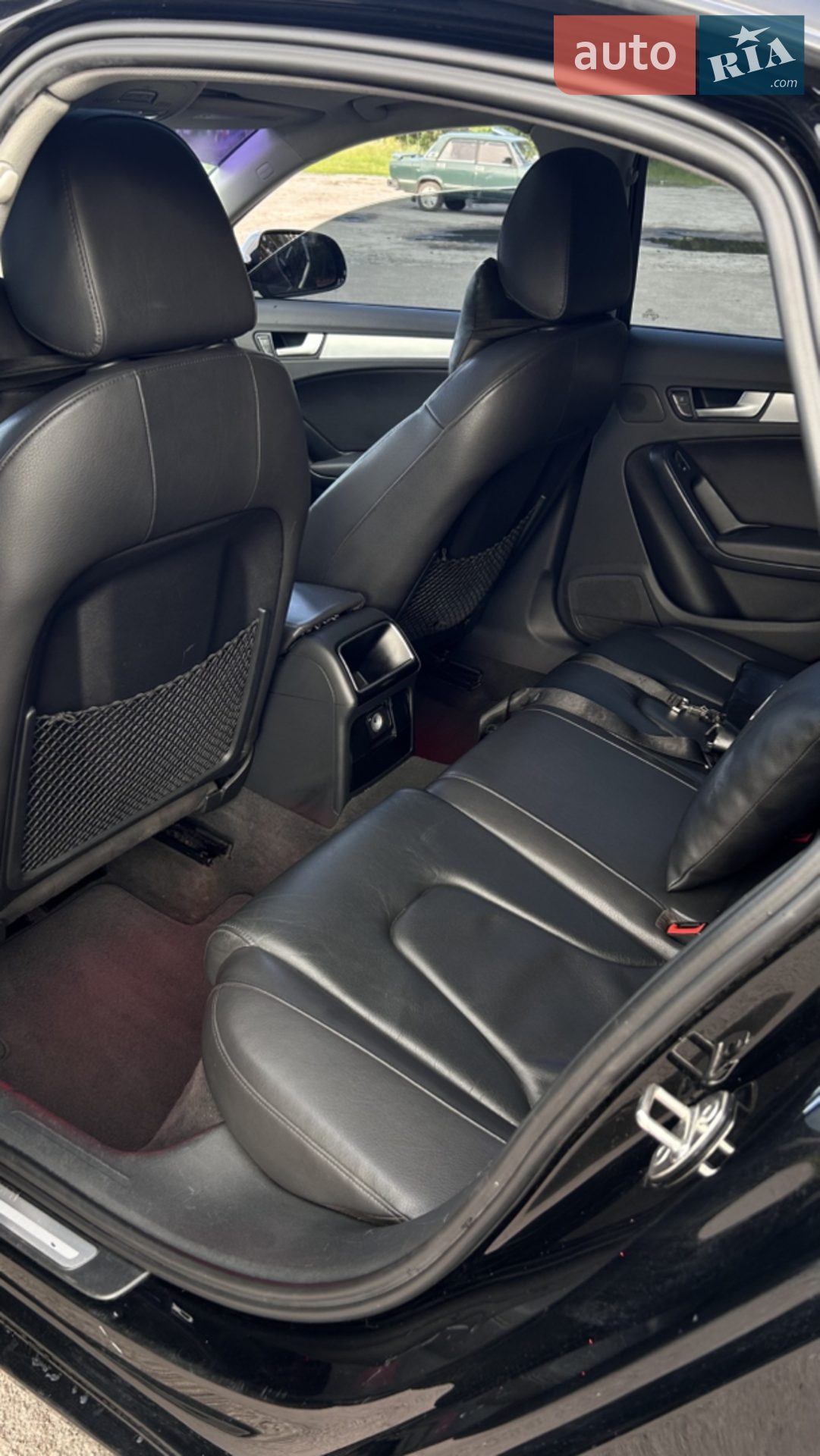 2010 Audi A4 - мініатюра 10