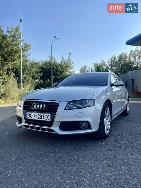 Audi A4 2011
