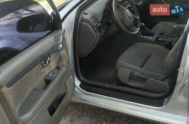 Седан Audi A4 2002 в Глухові