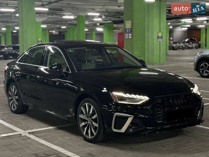 Седан Audi A4 2020 в Киеве