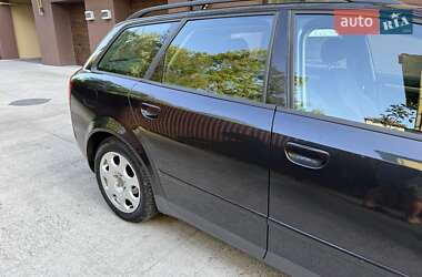 Универсал Audi A4 2002 в 