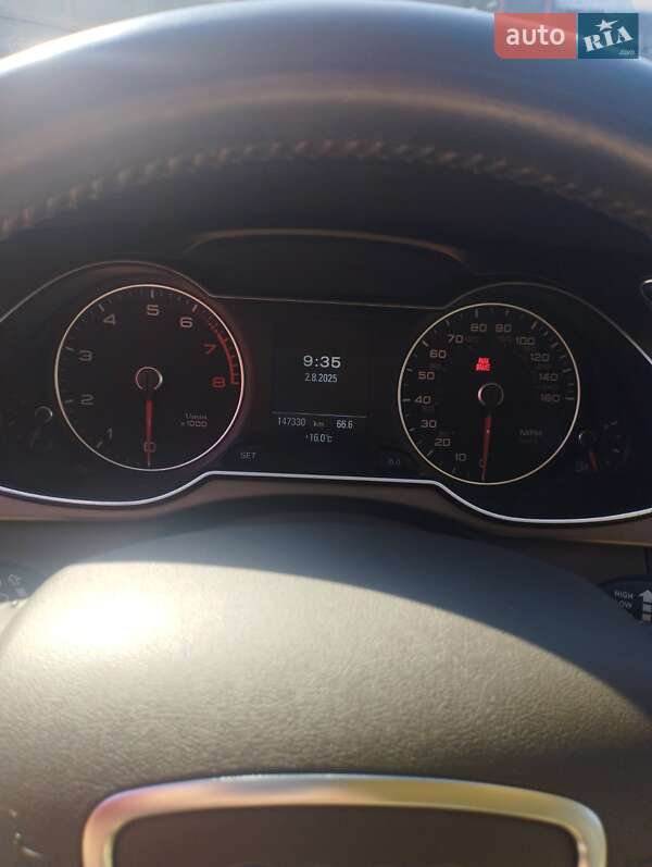 Седан Audi A4 2013 в Киеве